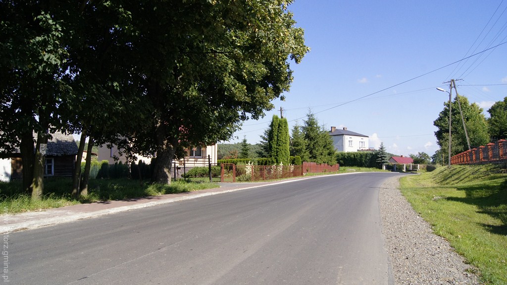 Powiatowa Droga - Batorz Pierwszy - 17 lipca 2013 r. po przebudowie