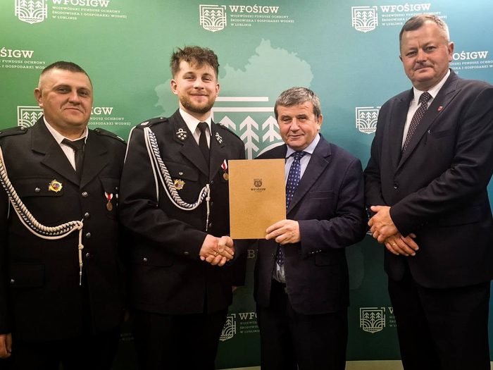 Miniaturka artykułu Doposażenie w nowoczesny sprzęt OSP w Błażku – z WFOŚIGW w Lublinie